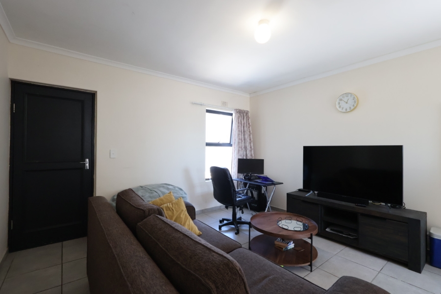 2 Bedroom Property for Sale in Parklands Western Cape